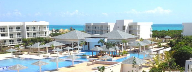 NEW Resort Opening: Valentin Perla Blanca